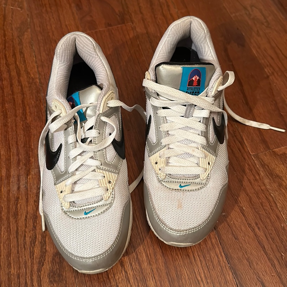 Nike Air Max Athletic West tennis shoes